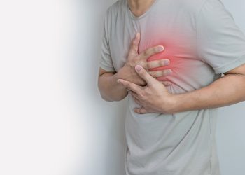 8 Tanda Penyakit Jantung yang Perlu Diwaspadai: Kenali Gejalanya!