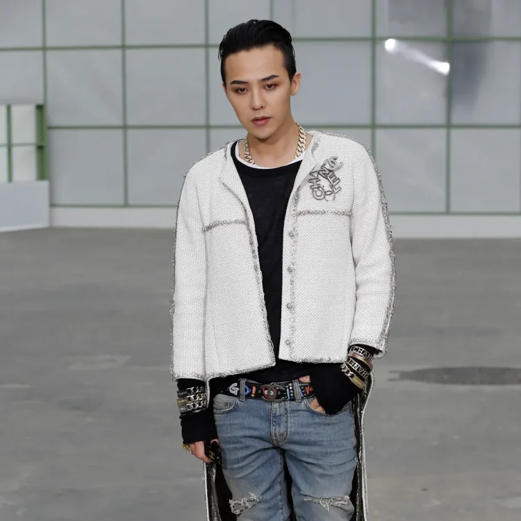 Kemenangan Gemilang: G Dragon Memperoleh Kembali Kendali Merek Dagang dari YG Entertainment