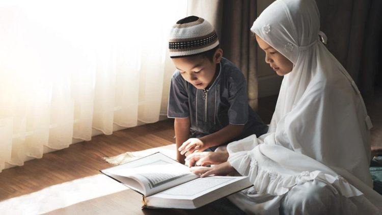 Empat Tips Efektif Belajar Al-Qur’an Sendiri