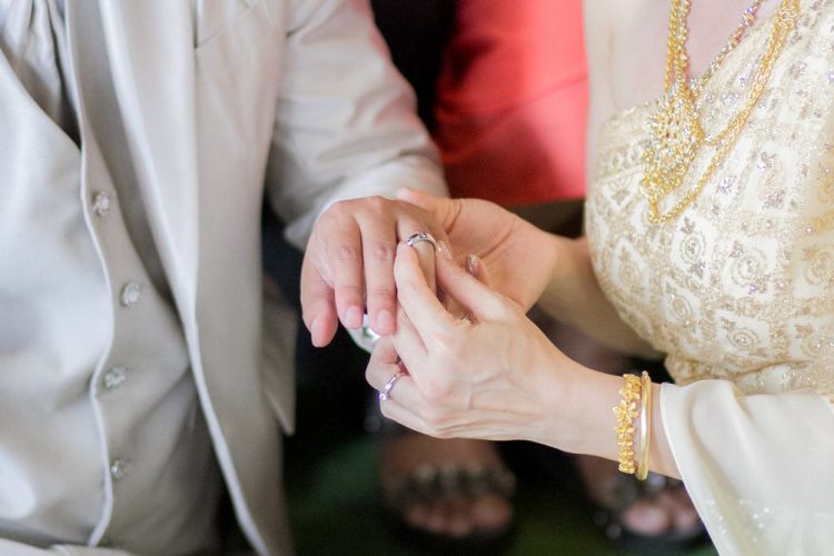 Bukan Cuma Selebriti, Ini 2 Cara Mengikat Perjanjian Pra Nikah bagi Pasangan Suami Istri Sesuai dengan UU Perkawinan