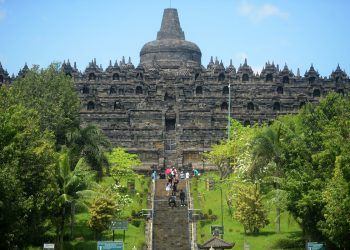  3 Candi Selain Borobudur dan Prambanan yang Layak Dikunjungi