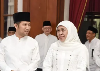 Khofifah-Emil Bertarung di Pilgub Jatim: Spekulasi Jatah Menteri Muncul