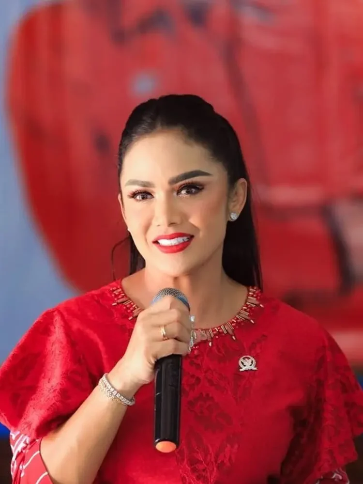 Krisdayanti Berjuang di Pilwakot Batu Setelah Gagal Lolos ke Senayan