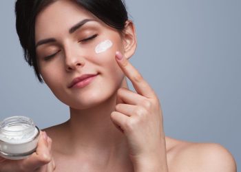 Cara Mengetahui Produk Skincare yang Cocok untuk Kulit Anda: Cek Semua Faktor!
