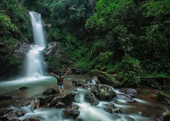Air Terjun Sekar Langit: Tempat Legenda Jaka Tarub dan Nawang Wulan Bermula