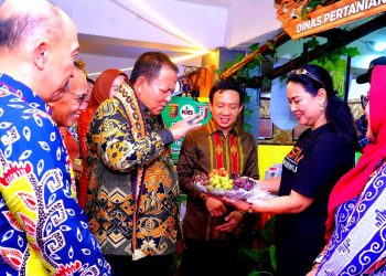 Gubernur Arinal Djunaidi Memeriahkan Anjungan Kabupaten Pringsewu di Pekan Raya Lampung 2024