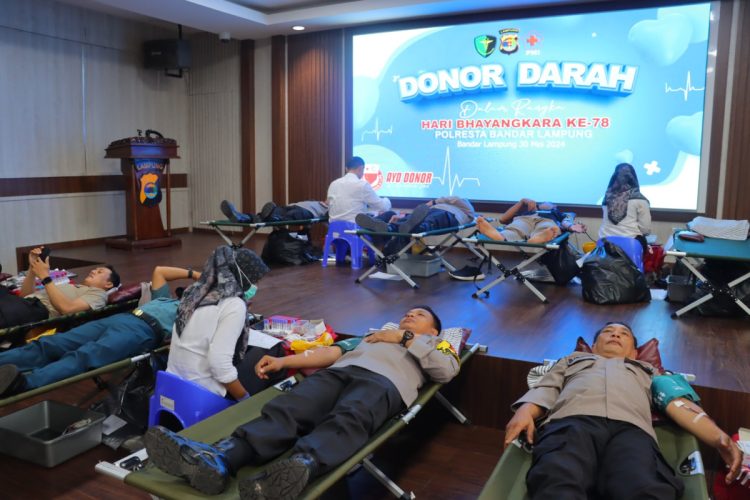 Polresta Bandar Lampung Gelar Donor Darah Menyambut Hari Bhayangkara ke-78