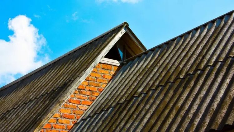 AWAS! Asbes Berbahaya Bagi Kesehatan, Hindari Penggunaannya!