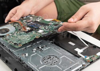 8 Strategi Merawat Motherboard Laptop agar Tetap Awet