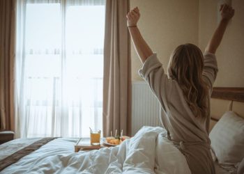 Peringatan: Awas Terhadap Kemungkinan Kamera Tersembunyi di Kamar Hotel