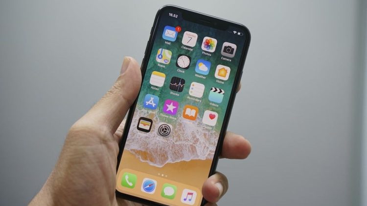 Berhasil! Ini 6 Cara Memperbaiki Layar Smartphone yang Tidak Bisa Disentuh