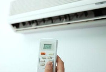 “Strategi Memilih Suhu AC yang Efisien untuk Kesejukan Optimal dan Penghematan Listrik”