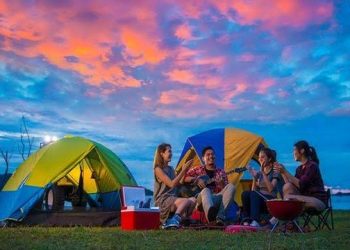 JANGAN SALAH!Ini Perlengkapan Kemah yang Harus Dibawa