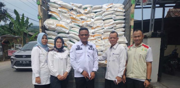 Distribusi Tahap VI Bantuan Beras Pangan di Pesawaran Dimulai