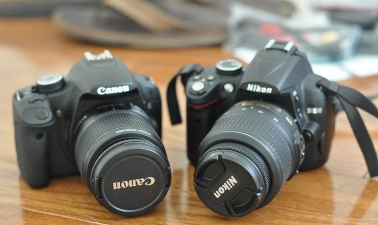 Mengulas Perbedaan Utama Kamera Canon dan Nikon