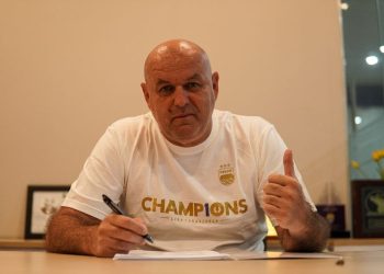 Bojan Hodak Mengaku Persib Menerima Banyak Penolakan dari Striker Asing Incarannya