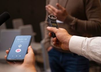 4 Aplikasi Voice Over yang Bisa Bikin Suara Lebih Tajam dan Halus Cocok untuk Konten Kreator Pemula