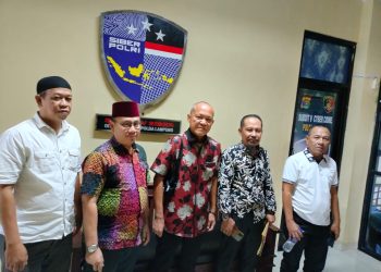 Ansyori Sabak dan Masyarakat Lampung Utara Laporkan Kasus Pungli ke Polda Lampung