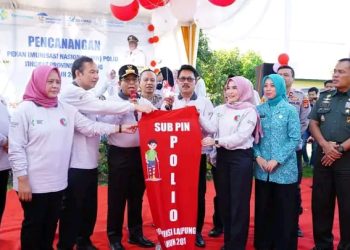 Pj Gubernur Lampung Canangkan Pekan Imunisasi Nasional Polio 2024 Tingkat Provinsi di Kabupaten Lampung Selatan