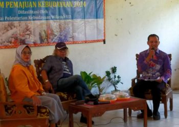 Sastra Masuk Sekolah Mujiman: Agus Subekti Dukung Literasi di Sekolah