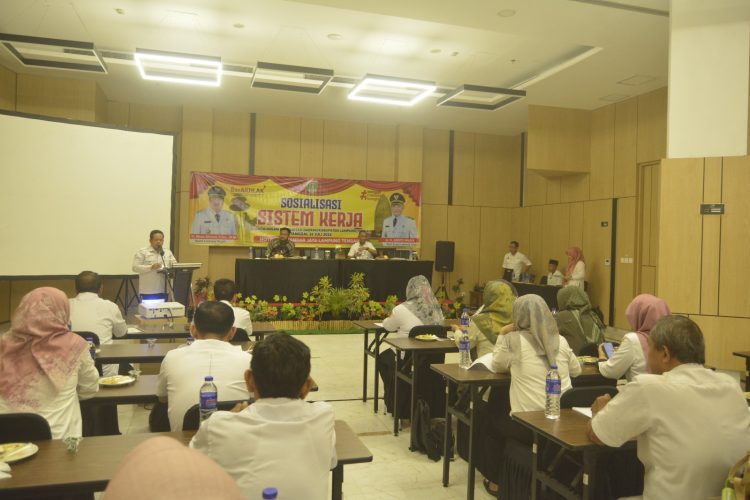 Sosialisasi Sistem Kerja Pemerintah Kabupaten Lampung Tengah Dilaksanakan di Hotel BBC
