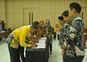 Penandatanganan Pakta Integritas Pemilihan 2024 di Lampung Tengah