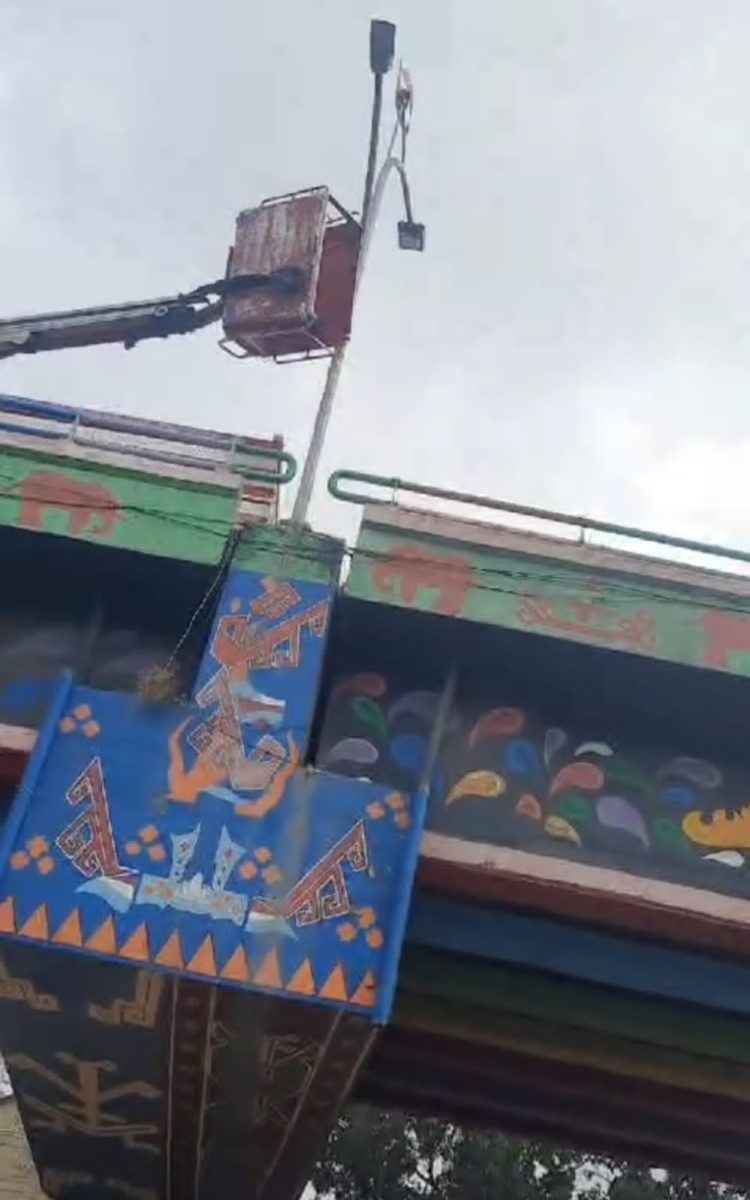 Dua Pekerja Perbaikan Lampu Jalan di Flyover Kalibalok Terjatuh, Satu Tewas