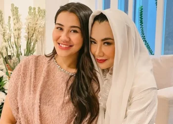 Penuh Haru! Reza Artamevia Telah Merestui Aaliyah Massaid Menikah dengan Thariq Halilintar: Ibu Ikhlas
