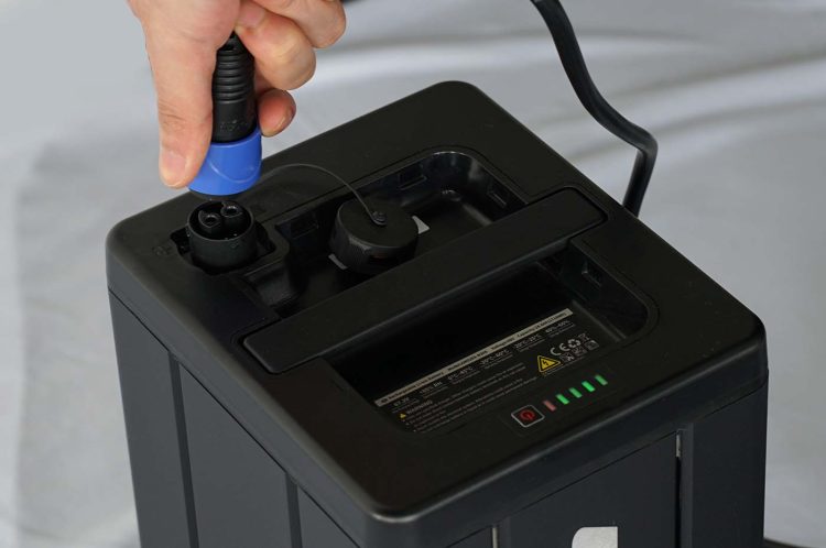 WASPADA!Ini 6 Penyebab Konsumsi Baterai Motor Listrik jadi Boros