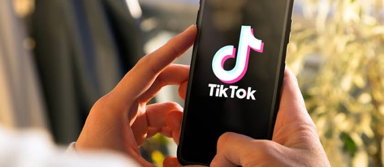 KHUSUS UMKM!Begini Cara Menentukan Metrik Seleb TikTok untuk Endorse Produk agar Hasilnya Optimal