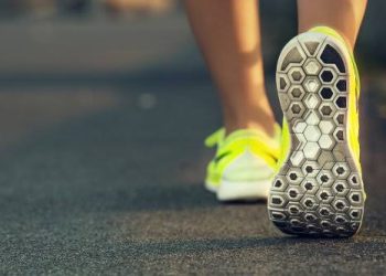 JANGAN ASAL BELI!Ini 6 Tips Memilih Sepatu untuk Lari yang Bisa Bikin Nyaman dan Tetap Sehat