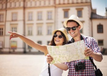 TAK BANYAK YANG TAHU, Ini 10 Tips Mudah dan Murah Traveling ke Luar Negeri