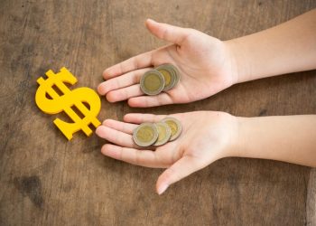 8 Rekomendasi Tabungan untuk Anak yang Efektif Ajarkan Anak Hidup Hemat