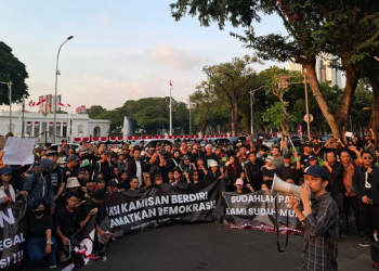 Aksi Kamisan ke-828: Seruan Melawan Rezim Jokowi