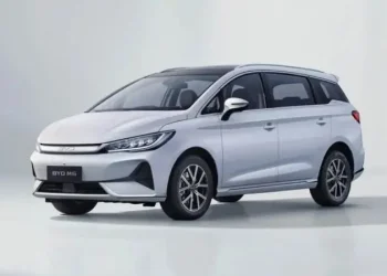 Paling Diminati di GIIAS 2024: Spesifikasi dan Harga BYD M6 yang Mencuri Perhatian