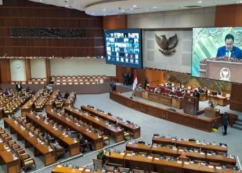 DPR dan Pemerintah Dituding Berusaha Anulir Putusan MK: Upaya Busuk Rezim Oligarki