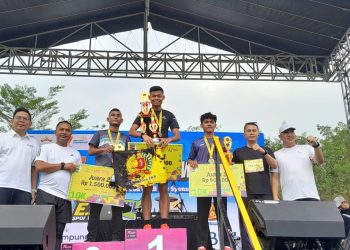 Semarak 500 Finisher Pertama Raih Medali