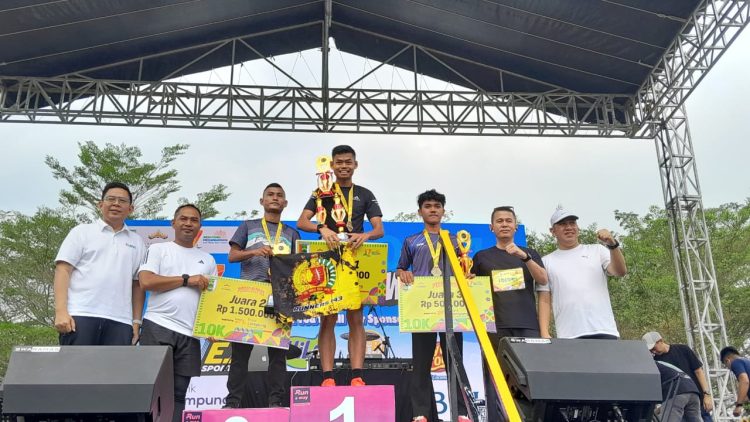 Semarak 500 Finisher Pertama Raih Medali