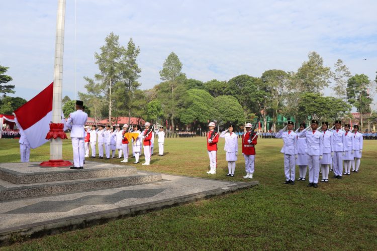 Kapolres Lampung Barat Hadiri Upacara Hari Kemerdekaan RI ke-79