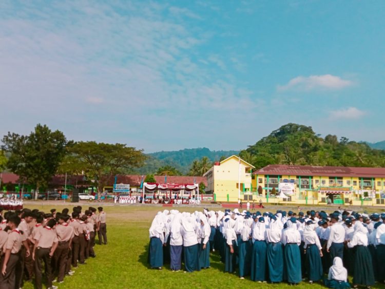 Upacara HUT RI ke-79: Semangat Kemerdekaan Menggema di Teluk Pandan