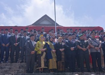 Tanggamus: 45 Anggota DPRD Kabupaten Tanggamus Dilantik dalam Rapat Paripurna Istimewa