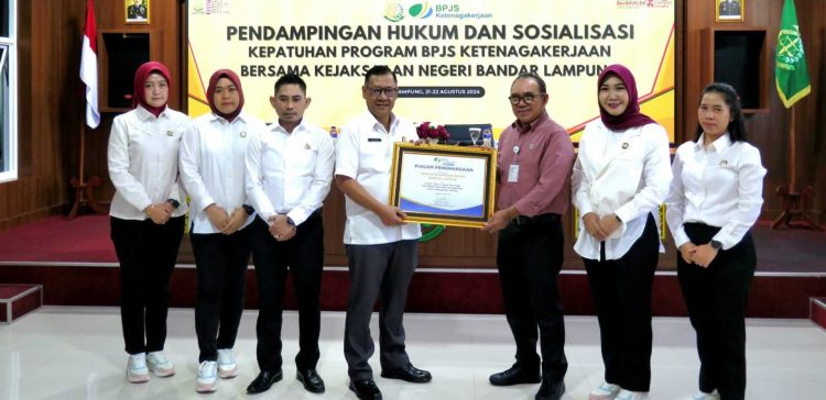 Kejari Bandar Lampung Gelar Pendampingan Hukum dan Sosialisasi BPJS Ketenagakerjaan
