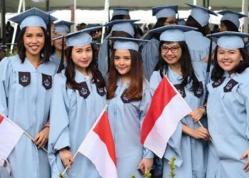7 Pertimbangan Penting Sebelum Memutuskan Kuliah di Luar Negeri
