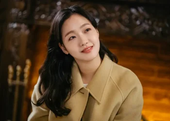 Ekstrovert Energik dan Percaya Diri: Mengulas MBTI Kim Go Eun dan Karakteristiknya