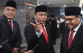 Kominfo Kini Didampingi Dua Wamen untuk Bantu Budi Arie, Jokowi Lantik Nezar Patria dan Angga Raka