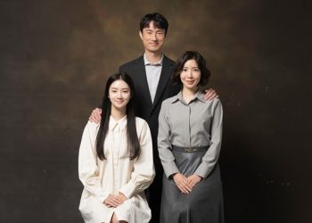Tayang di Bioskop! Peran Choi Ye Bin dan Lee Si Woo di Film Terbaru “Perfect Family”