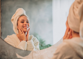 Jangan Asal-Asalan! Ini Kandungan Skincare yang Aman Dipakai Bersamaan