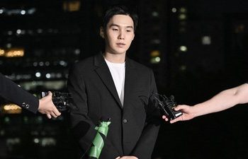 Suga BTS Datang ke Kantor Polisi, Minta Maaf Atas Insiden Mengemudi Skuter dalam Keadaan Mabuk