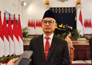 Jokowi Lantik Taruna Ikrar sebagai Kepala BPOM dan Dadan Hindayana sebagai Kepala Badan Gizi