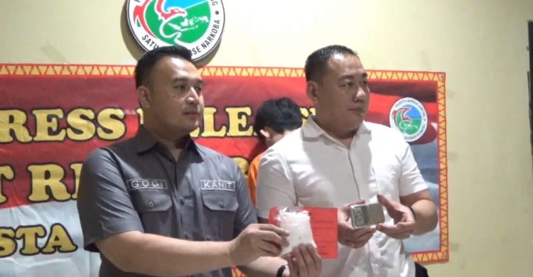 Kurir Sabu di Bandar Lampung Menyerah saat Digerebek Polisi di Kosan